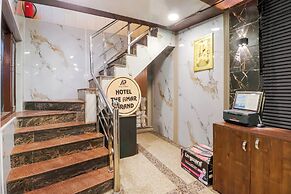 Hotel The Amar Grand