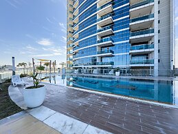 Luxury StayCation - Al Jawhara Tower Studio Apt in the Heart of Dubai