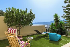 Blue Horizon Apartments