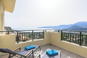 Blue Horizon Apartments