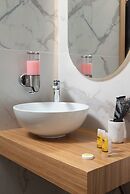 Blue Horizon Apartments