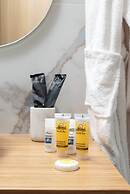 Blue Horizon Apartments