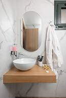 Blue Horizon Apartments