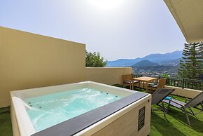 Blue Horizon Apartments