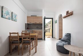 Blue Horizon Apartments