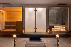 Costa Lindia Beach Resort