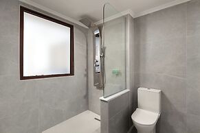 Costa Lindia Beach Resort