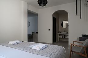 Blé Suites Santorini