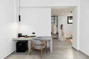 Blé Suites Santorini