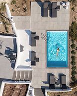 Blé Suites Santorini