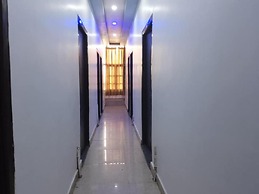 Goroomgo Metro Regency Lucknow