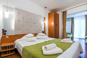 Complex Modern Mamaia All Inclusive