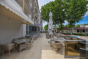 Complex Modern Mamaia All Inclusive