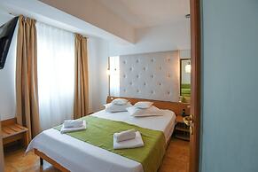 Complex Modern Mamaia All Inclusive