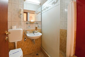 Complex Modern Mamaia All Inclusive