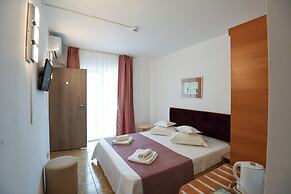 Complex Modern Mamaia All Inclusive