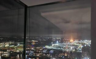 Stunning 3-bed, 3-bath Apartment in Southampton