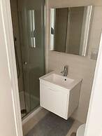 Stunning 3-bed, 3-bath Apartment in Southampton