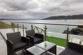 Pierside Apartments Deluxe Accommodation