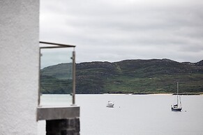 Pierside Apartments Deluxe Accommodation