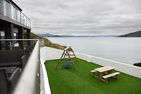 Pierside Apartments Deluxe Accommodation