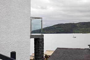 Pierside Apartments Deluxe Accommodation