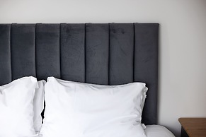 Pierside Apartments Deluxe Accommodation