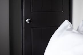 Pierside Apartments Deluxe Accommodation