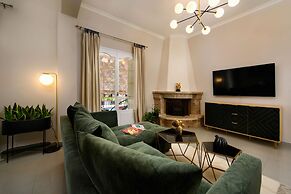 Regina's Downtown Apartment Corfuescapes