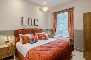 Your Apartment - Redland Place