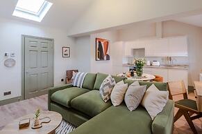 Your Apartment - Redland Place