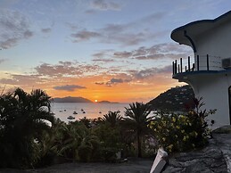 Coconut Breeze Villas