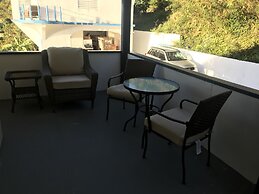 Coconut Breeze Villas