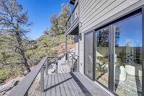 Hot Tub & Panoramic Mtn Views: Pine Retreat!