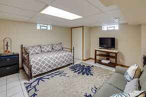 3 Mi to Lake Michigan: Lakefront Portage Home!