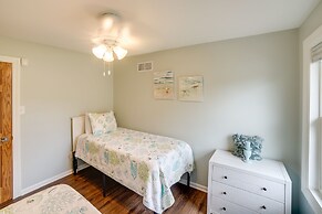 3 Mi to Lake Michigan: Lakefront Portage Home!