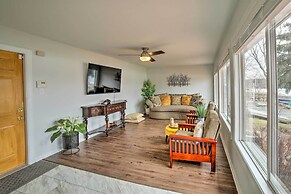 3 Mi to Lake Michigan: Lakefront Portage Home!