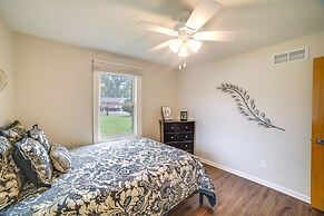 3 Mi to Lake Michigan: Lakefront Portage Home!