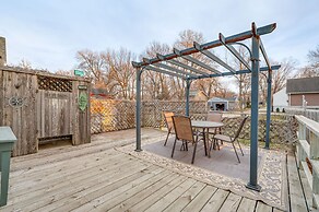 Clear Lake Vacation Rental: Walk to City Beach!