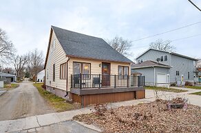 Clear Lake Vacation Rental: Walk to City Beach!
