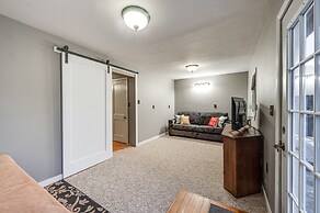 Clear Lake Vacation Rental: Walk to City Beach!