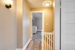 Easthampton Vacation Rental - Walk to Breweries!