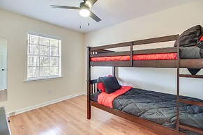 Charming Hinesville Home < 6 Mi to Fort Stewart