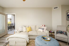 Villa Desert Ridge 2 Bedroom Condo by RedAwning