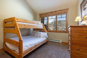 6533 Settlers Creek 3 Bedroom Townhouse by RedAwning