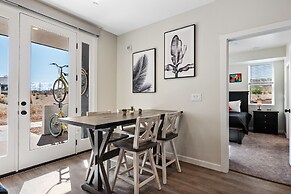 Surf's Up 2 Bedroom Condo