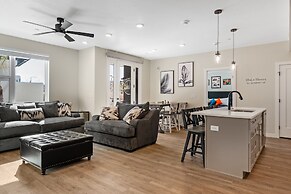 Surf's Up 2 Bedroom Condo