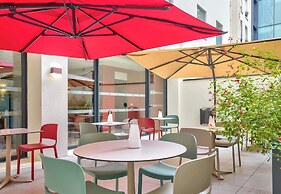 B&B HOTEL Paris Porte d'Orléans