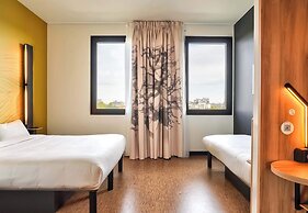B&B HOTEL Paris Porte d'Orléans
