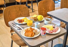 B&B HOTEL Paris Porte d'Orléans